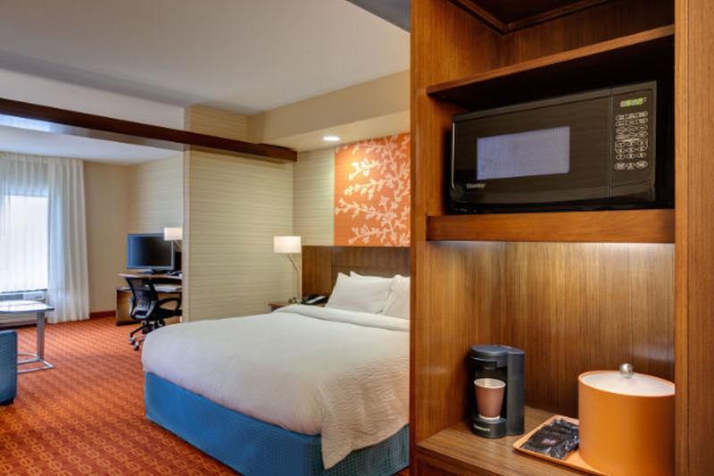 Fairfield Inn & Suites By Marriott Belle Vernon Exterior photo