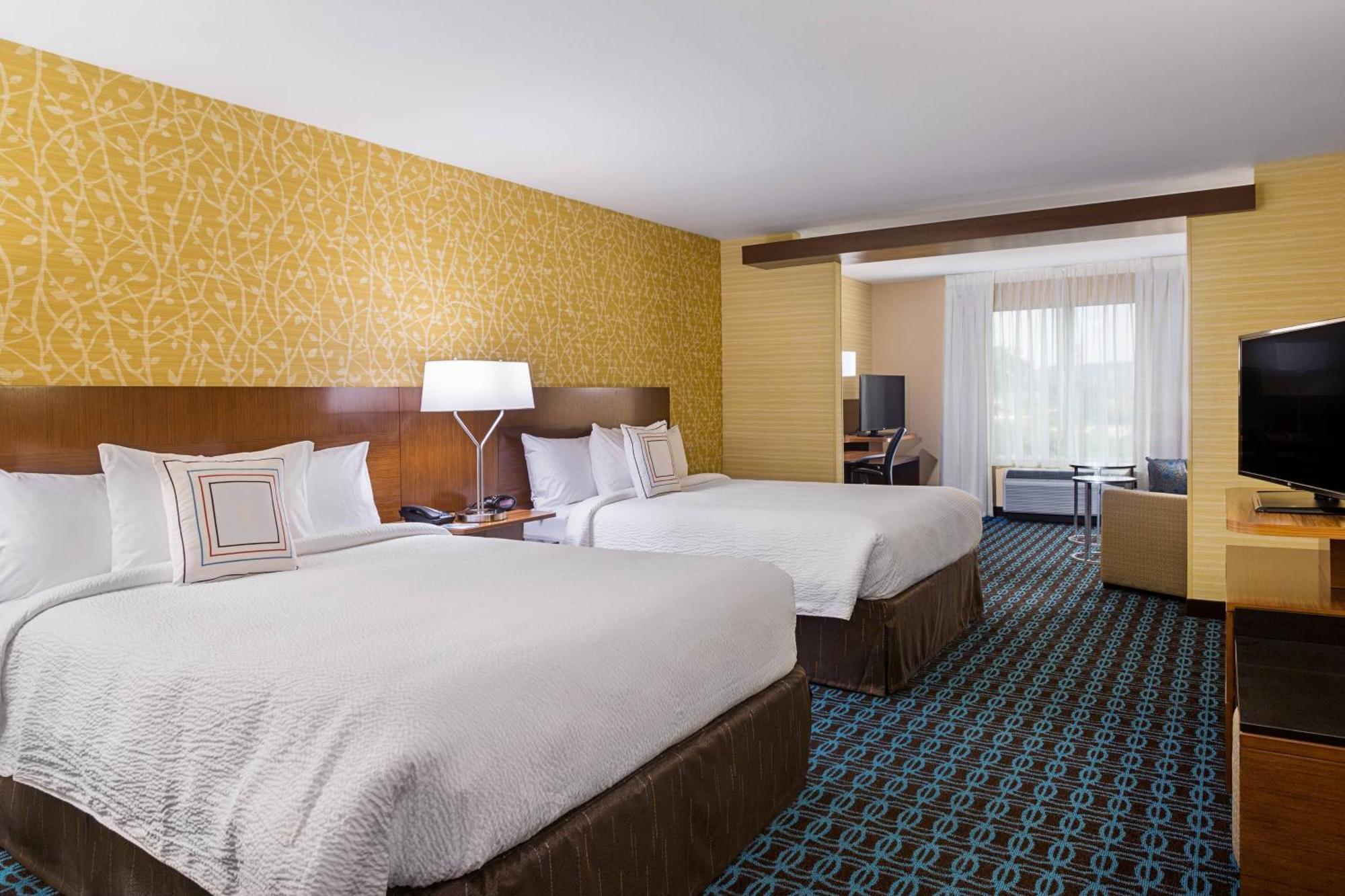 Fairfield Inn & Suites By Marriott Belle Vernon Exterior photo
